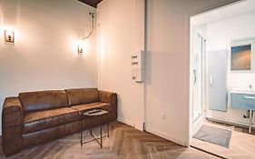 Georgie-Tbilissi Appartement Climatise